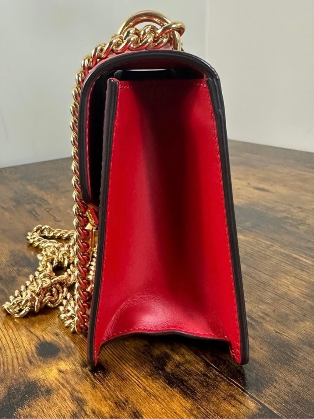 Gucci Sylvie Red Leather Shoulder Bag Gold Chain Web Stripe Crossbody - Picture 15 of 16